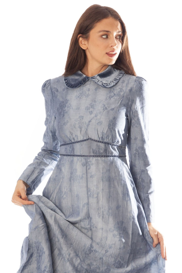 V Waist Velvet Trimmed Gown