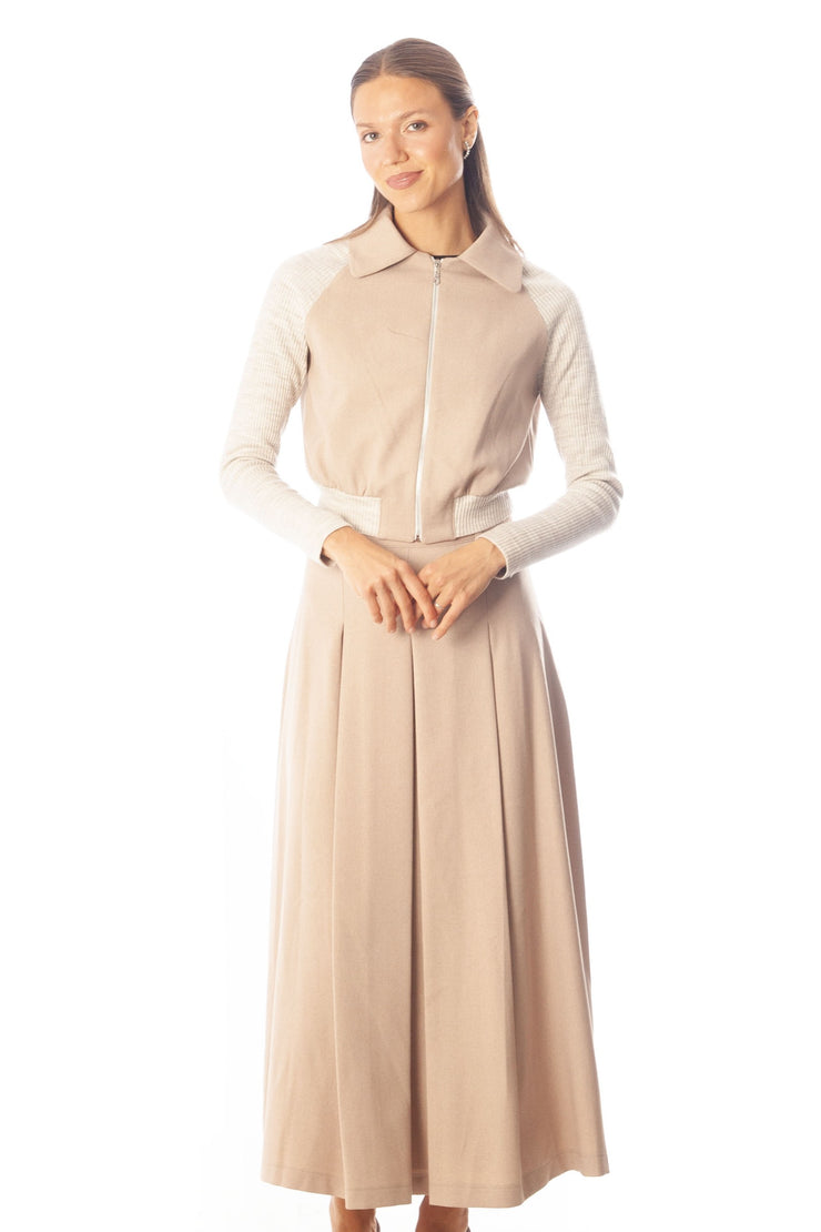 Inverted Center Pleat Skirt