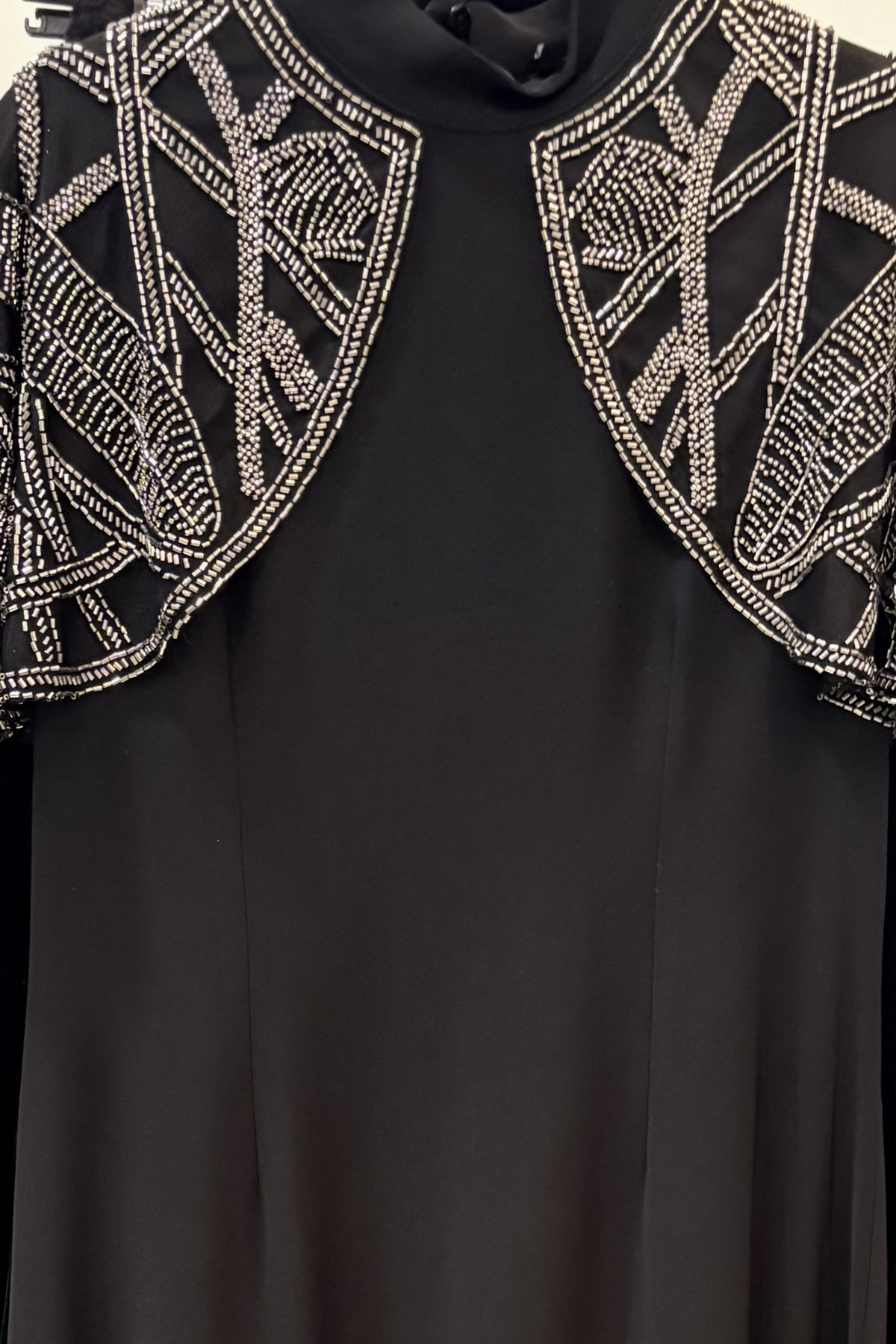 Specialty Capelet Gown – Mezzo Fashion